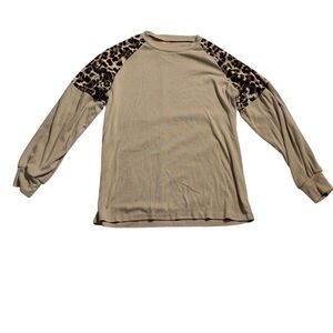 Leopard Print Long Sleeve Top